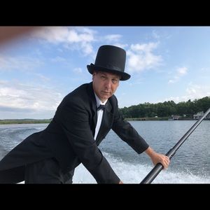 Meet your Posher, Donald